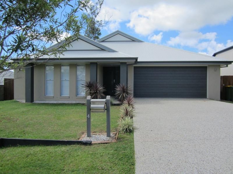 4 Penneshaw Crescent, Ormeau QLD 4208