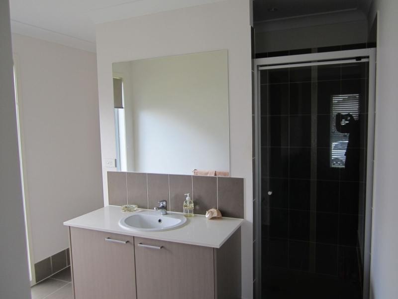 4 Penneshaw Crescent, Ormeau QLD 4208