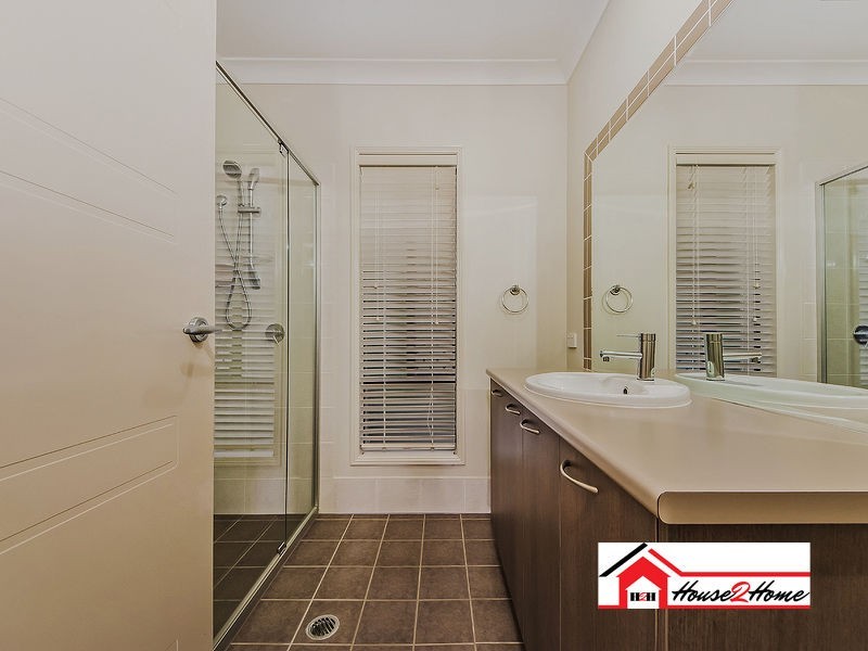 15 Lilyvale Crescent, Jacobs Ridge, Ormeau QLD 4208