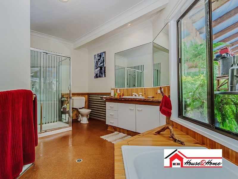 210 Thomsons Road, Kingsholme QLD 4208