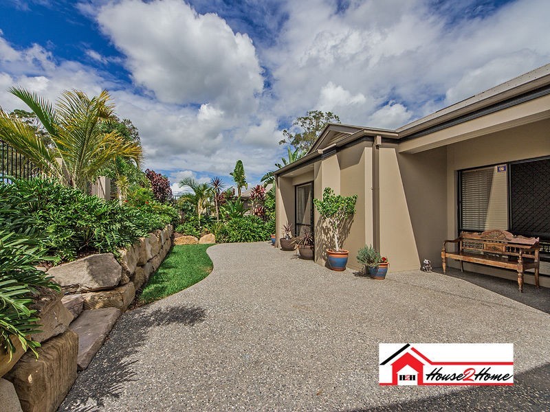 18 Emmaville Crescent, Ormeau QLD 4208