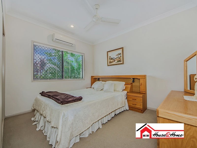 18 Emmaville Crescent, Ormeau QLD 4208