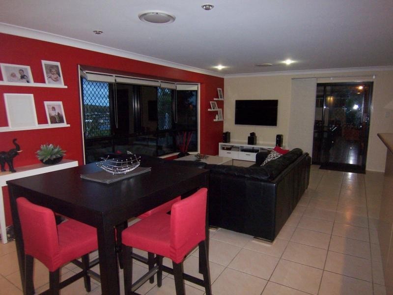 24 Lucas Crescent, Ormeau Hills QLD 4208