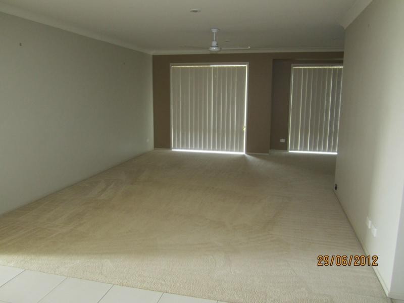 6 Rockwood Street, Ormeau QLD 4208