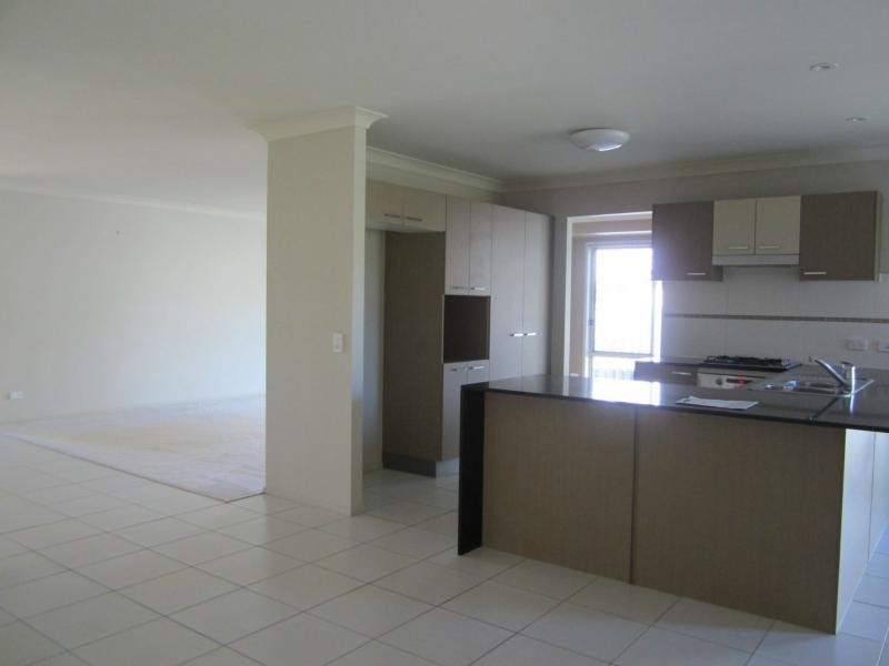 6 Rockwood Street, Ormeau QLD 4208