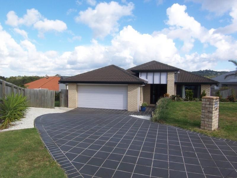 8 Morrell Court, Ormeau QLD 4208