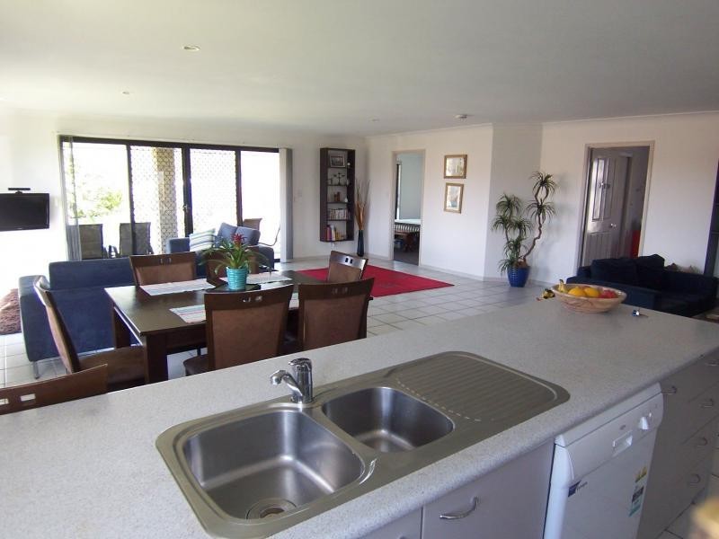 8 Morrell Court, Ormeau QLD 4208