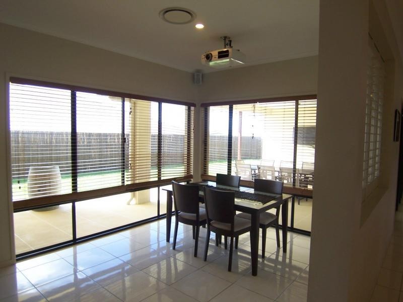 21 Rosabrook Crescent, Ormeau QLD 4208