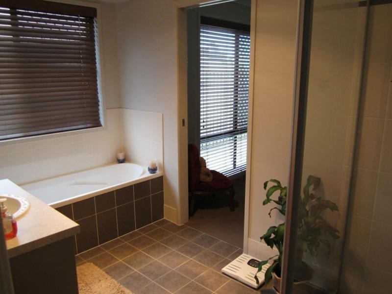 36 Hazelmere Crescent, Ormeau QLD 4208