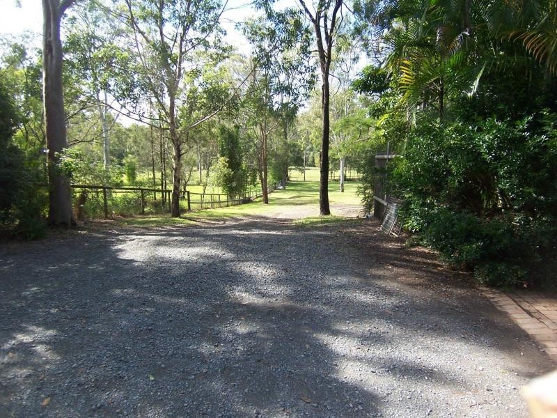 6 Rundle Court, Yatala QLD 4207