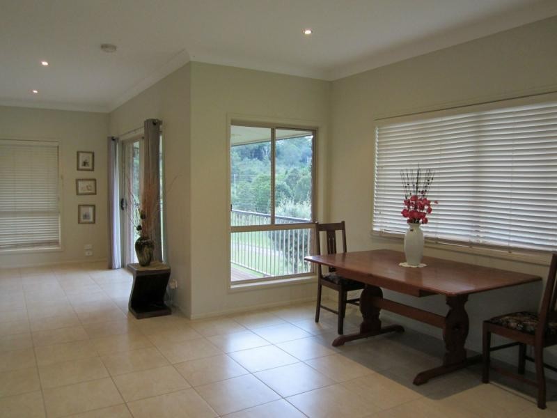 Luscombe QLD 4207