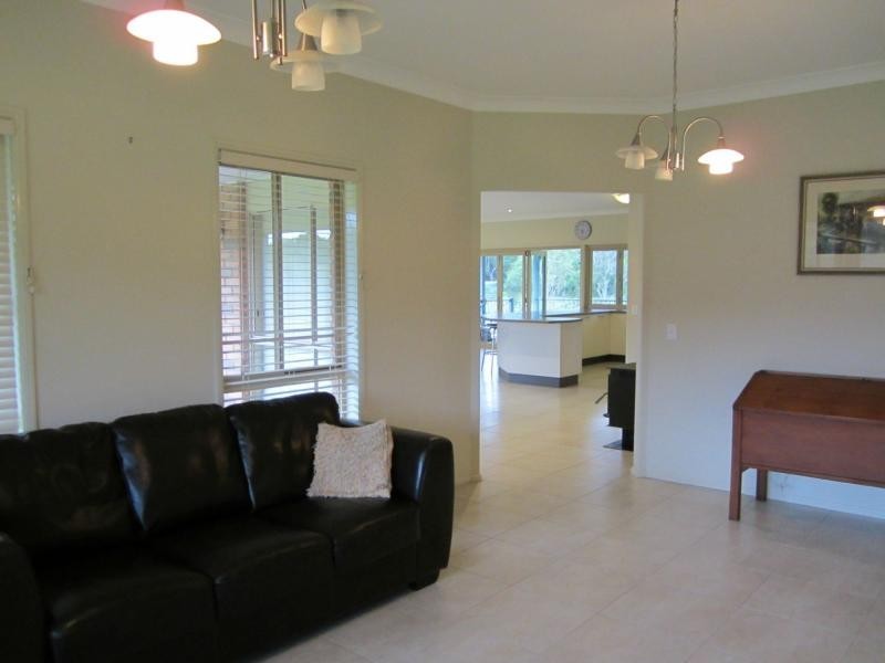 Luscombe QLD 4207