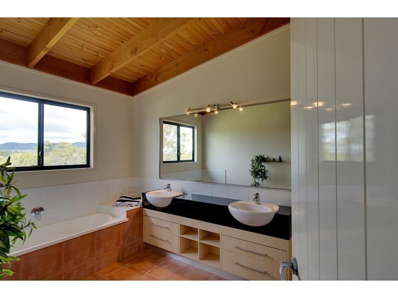 34 Oppermann Drive, Ormeau QLD 4208