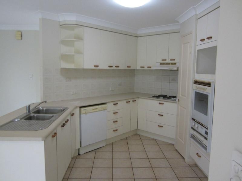 15 Vaughan Drive, Ormeau QLD 4208