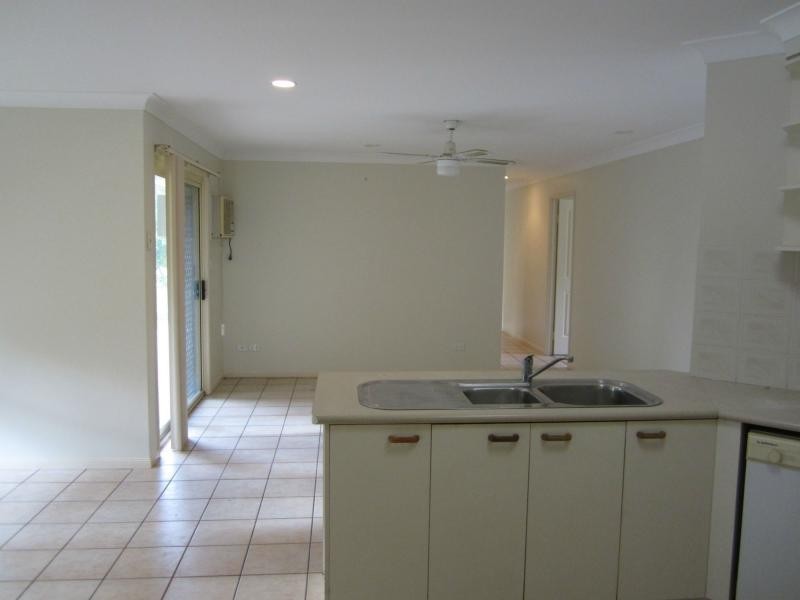 15 Vaughan Drive, Ormeau QLD 4208