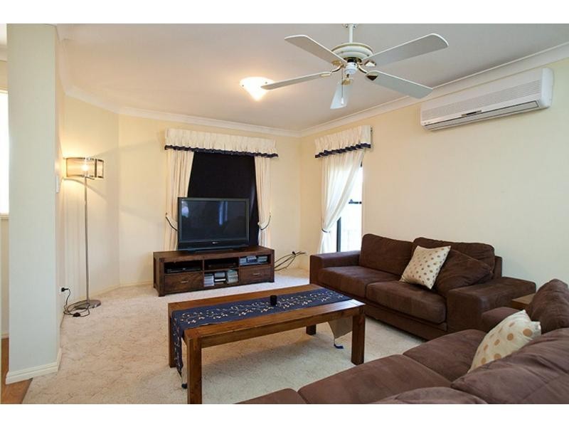 7 Fox Court, Ormeau Hills QLD 4208