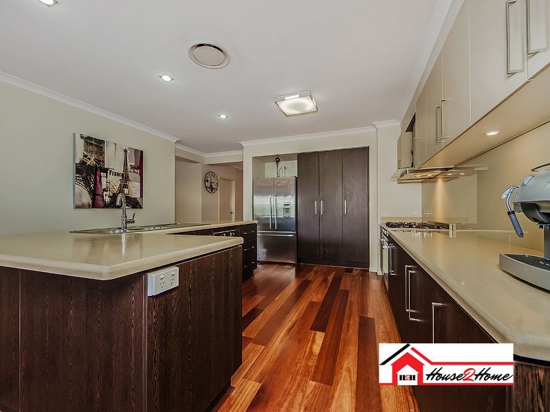 16 Penneshaw Crescent, Ormeau QLD 4208