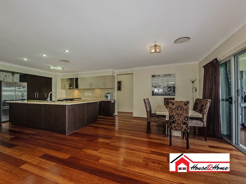 16 Penneshaw Crescent, Ormeau QLD 4208