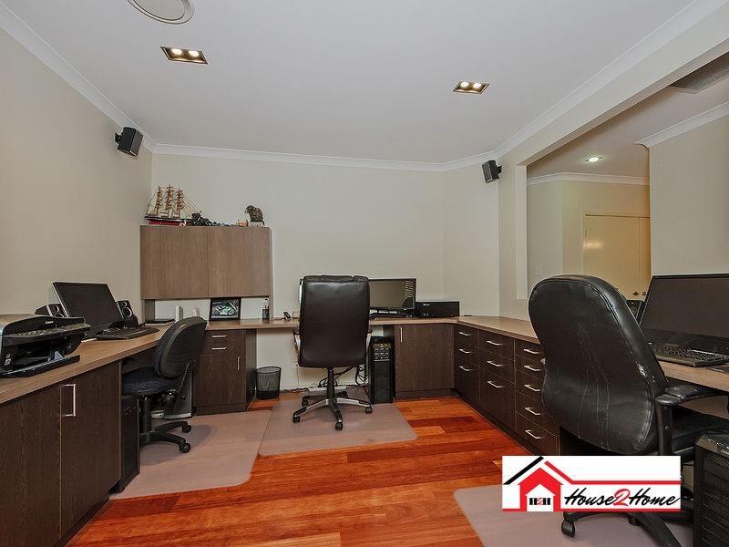 16 Penneshaw Crescent, Ormeau QLD 4208