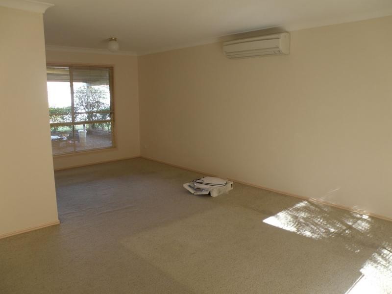 6 Karamu Close, Ormeau QLD 4208