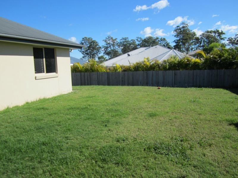 12 Lauradale Crescent, Ormeau QLD 4208
