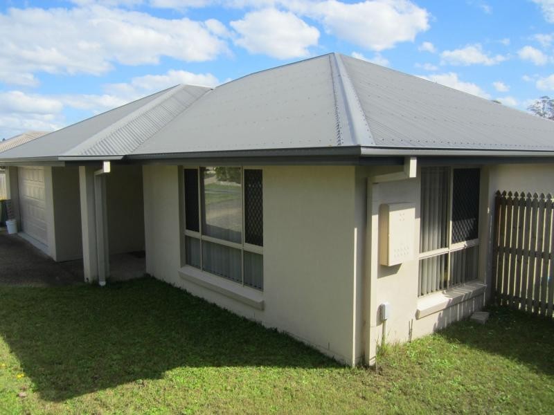 12 Lauradale Crescent, Ormeau QLD 4208