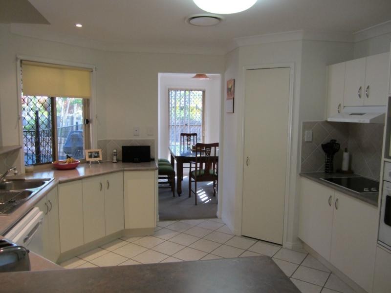 4 Sorrel Place, Ormeau QLD 4208