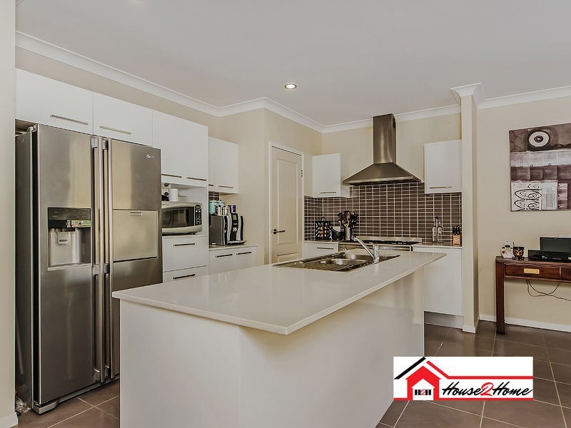 9 Riverside Sanctuary Terrace, Ormeau QLD 4208