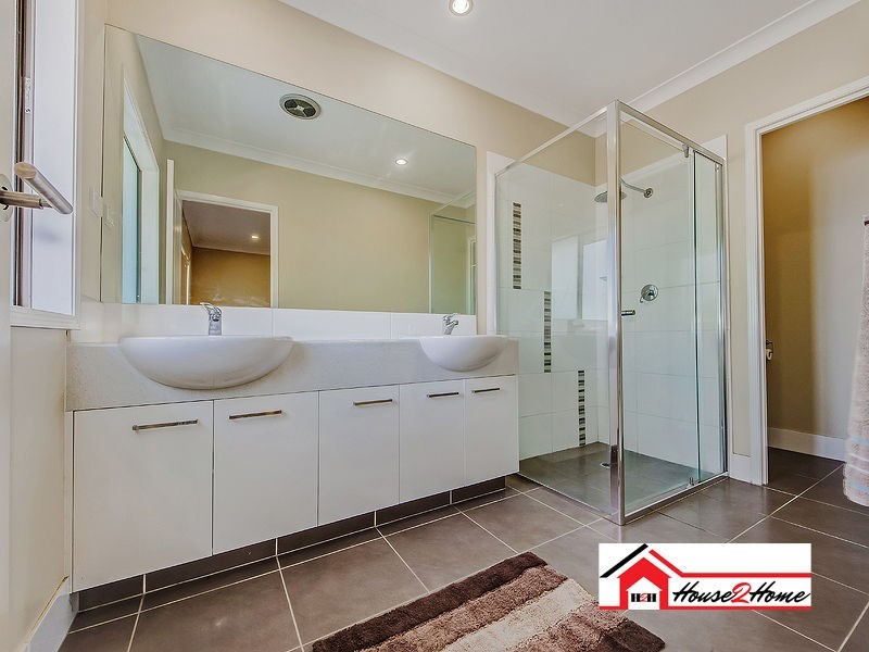 9 Riverside Sanctuary Terrace, Ormeau QLD 4208