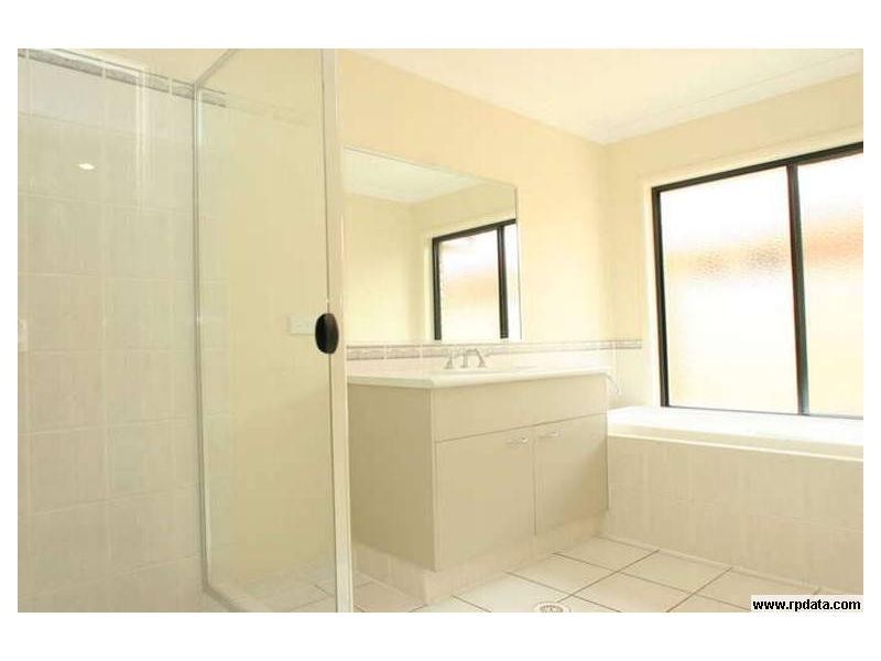 82 Conebush Circuit, Ormeau QLD 4208