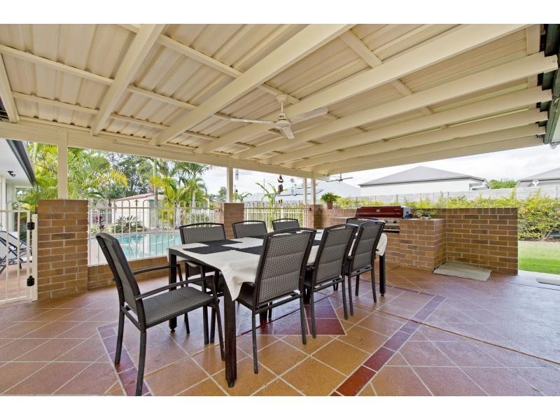 5 Hennie Crescent, Ormeau QLD 4208