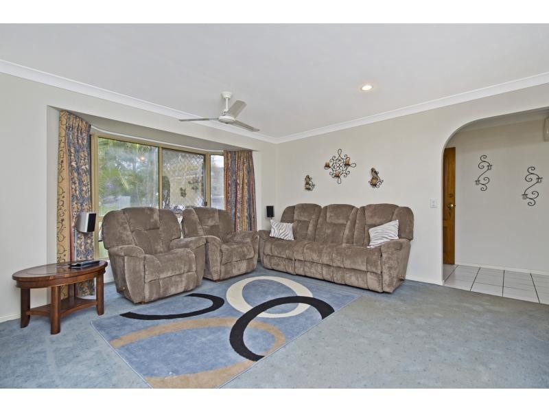 5 Hennie Crescent, Ormeau QLD 4208