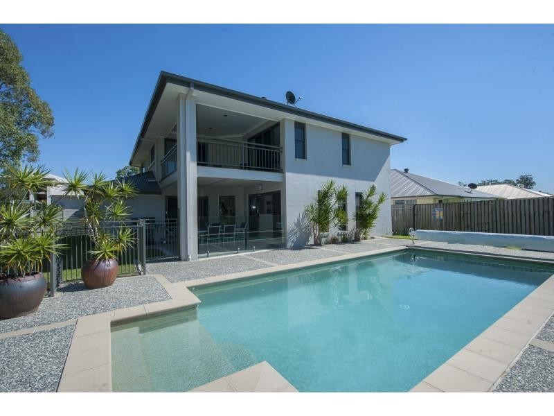 64 Lauradale Crescent, Ormeau QLD 4208