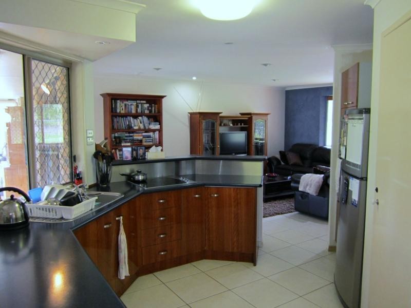 17 Vaughan Drive, Ormeau QLD 4208