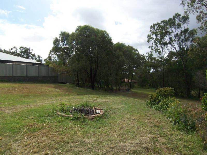 17 Vaughan Drive, Ormeau QLD 4208