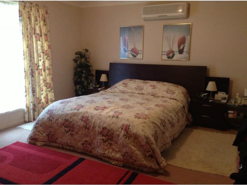 3 Gariswood Court, Edens Landing QLD 4207