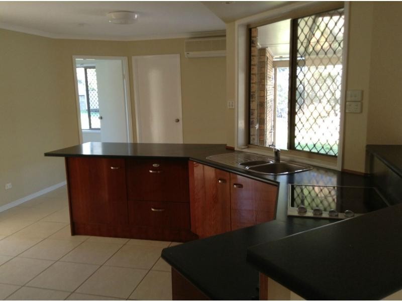 17 Vaughan Drive, Ormeau QLD 4208