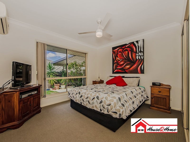 Duplex 2/86 Conebush Circuit, Ormeau QLD 4208