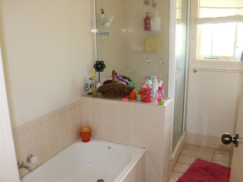 6 Jessie Crescent, Bethania QLD 4205