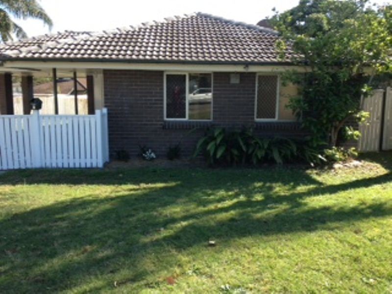 4 Hughes Street, Eagleby QLD 4207