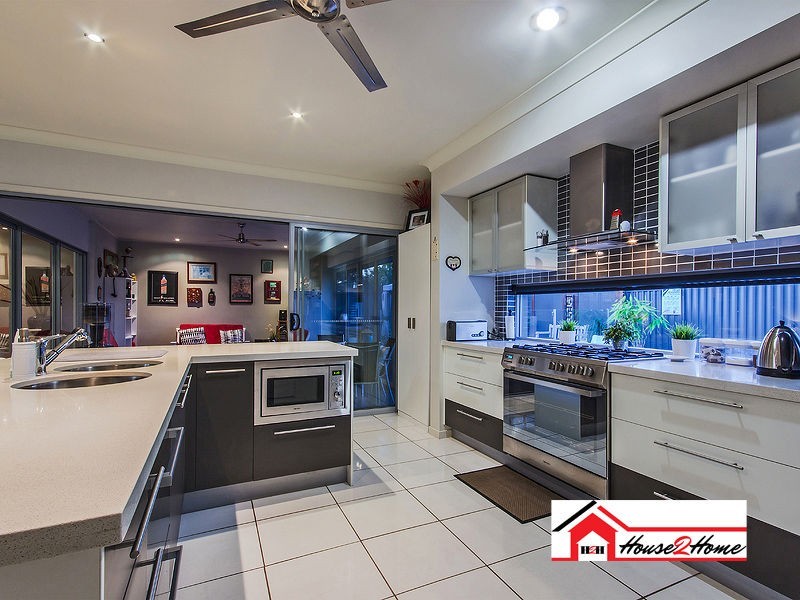 20 Lauradale Crescent, Ormeau QLD 4208