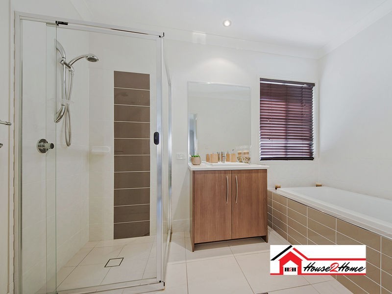 28 Daylesford Circuit, Ormeau QLD 4208