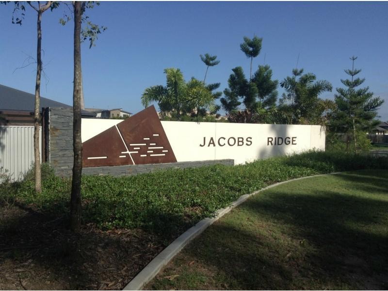 Duplex 2/9 Summerlea Crescent, Ormeau QLD 4208