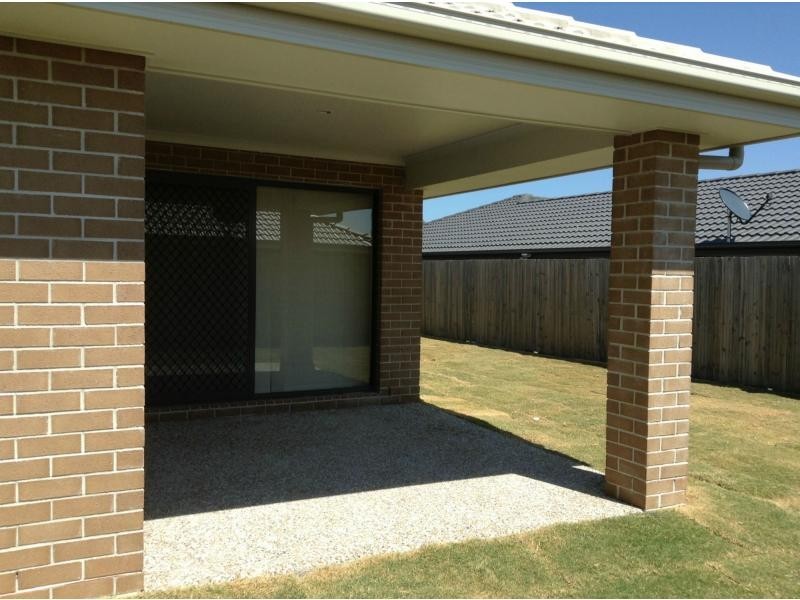 25 Waterhouse Drive, Willow Vale QLD 4209