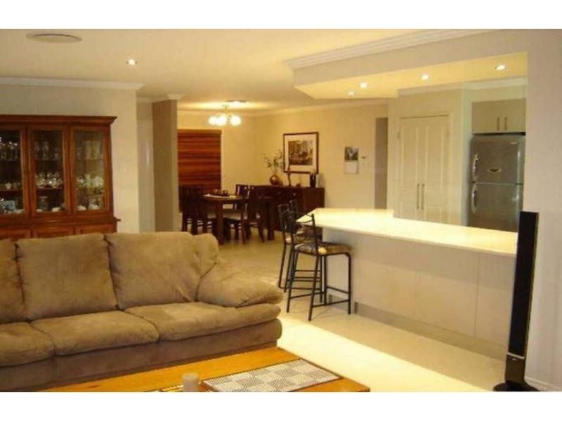 10 Summerlea Crescent, Ormeau QLD 4208