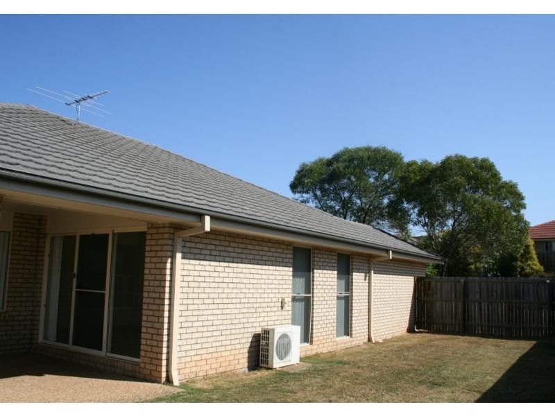 3 Charlton Crescent, Ormeau QLD 4208