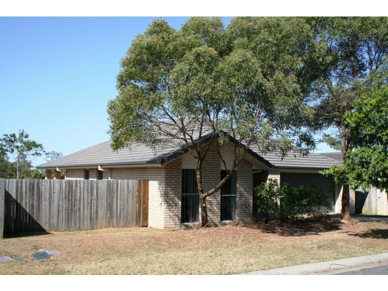 3 Charlton Crescent, Ormeau QLD 4208