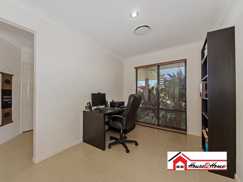 16 Strathburn Crescent, Ormeau QLD 4208