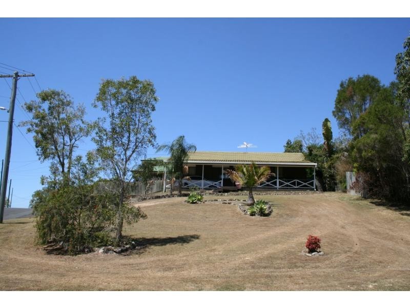 40 Thoms Crescent, Mount Warren Park QLD 4207