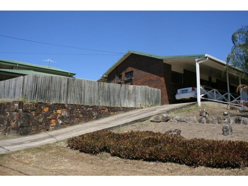 40 Thoms Crescent, Mount Warren Park QLD 4207